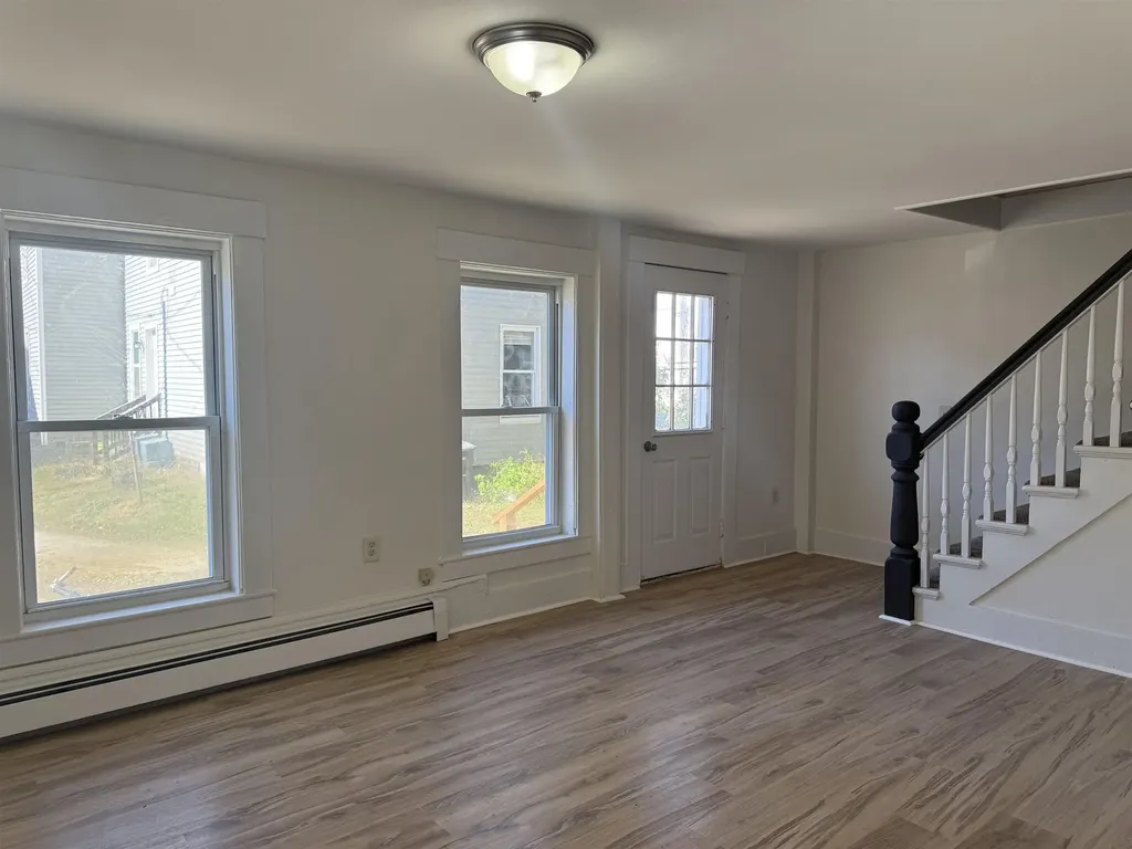 5 Evans Court Franklin NH 03235