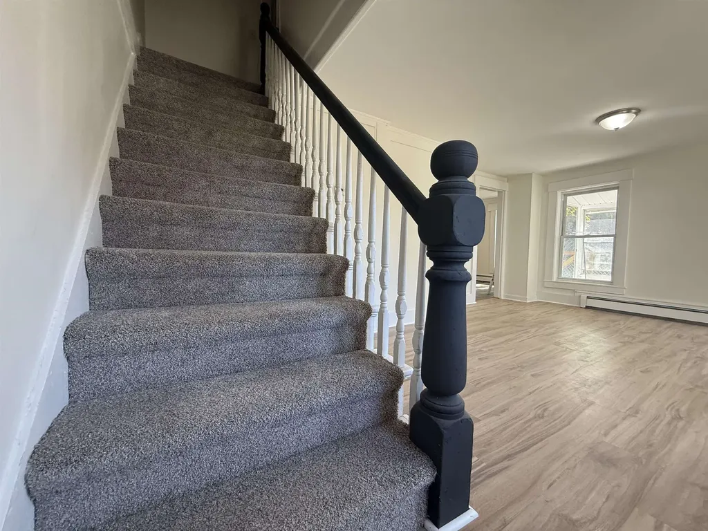 5 Evans Court Franklin NH 03235