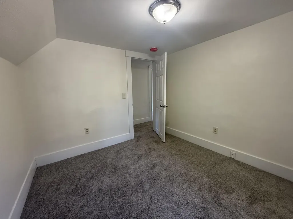 5 Evans Court Franklin NH 03235