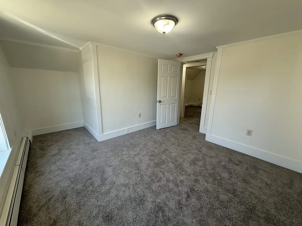 5 Evans Court Franklin NH 03235