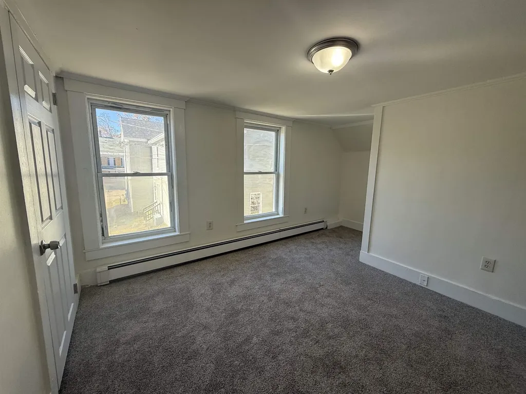 5 Evans Court Franklin NH 03235