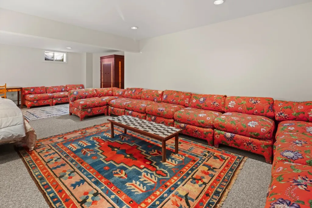 54 Upper Springs Road Stowe VT 05672