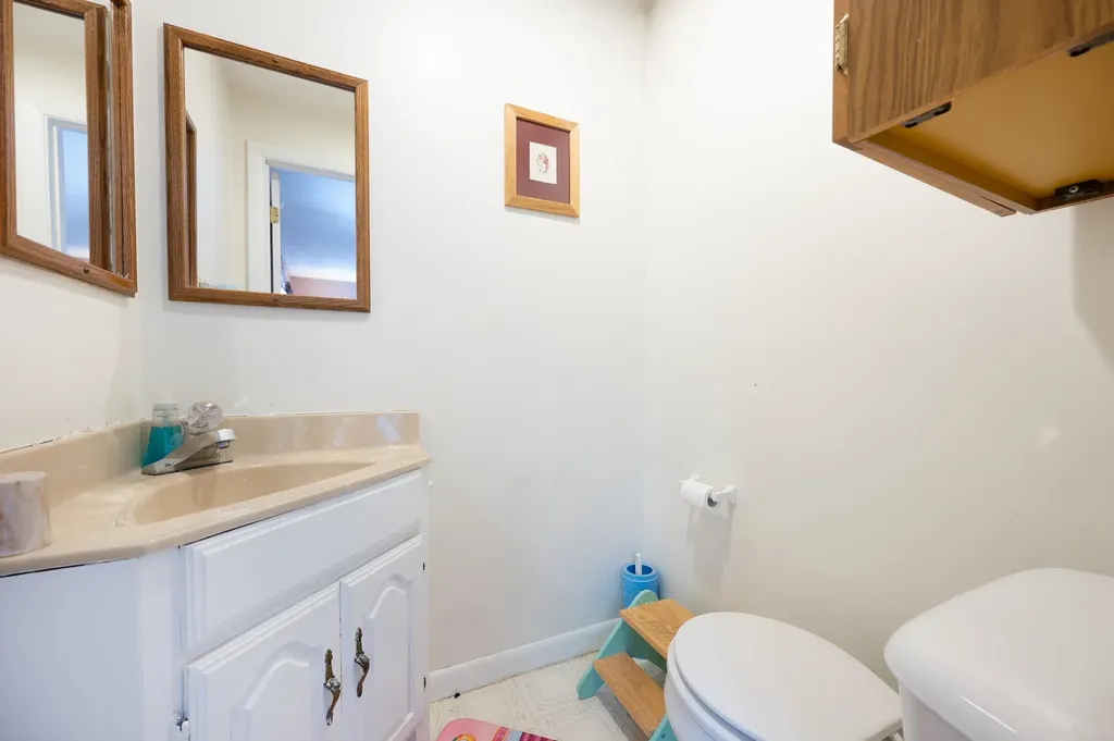 79 Clarina Nichols Lane Hartford VT 05059