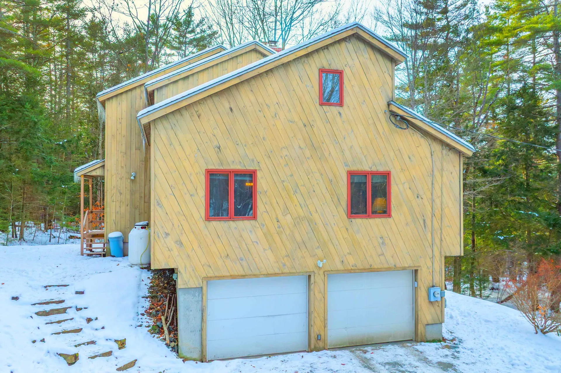 79 Clarina Nichols Lane Hartford VT 05059