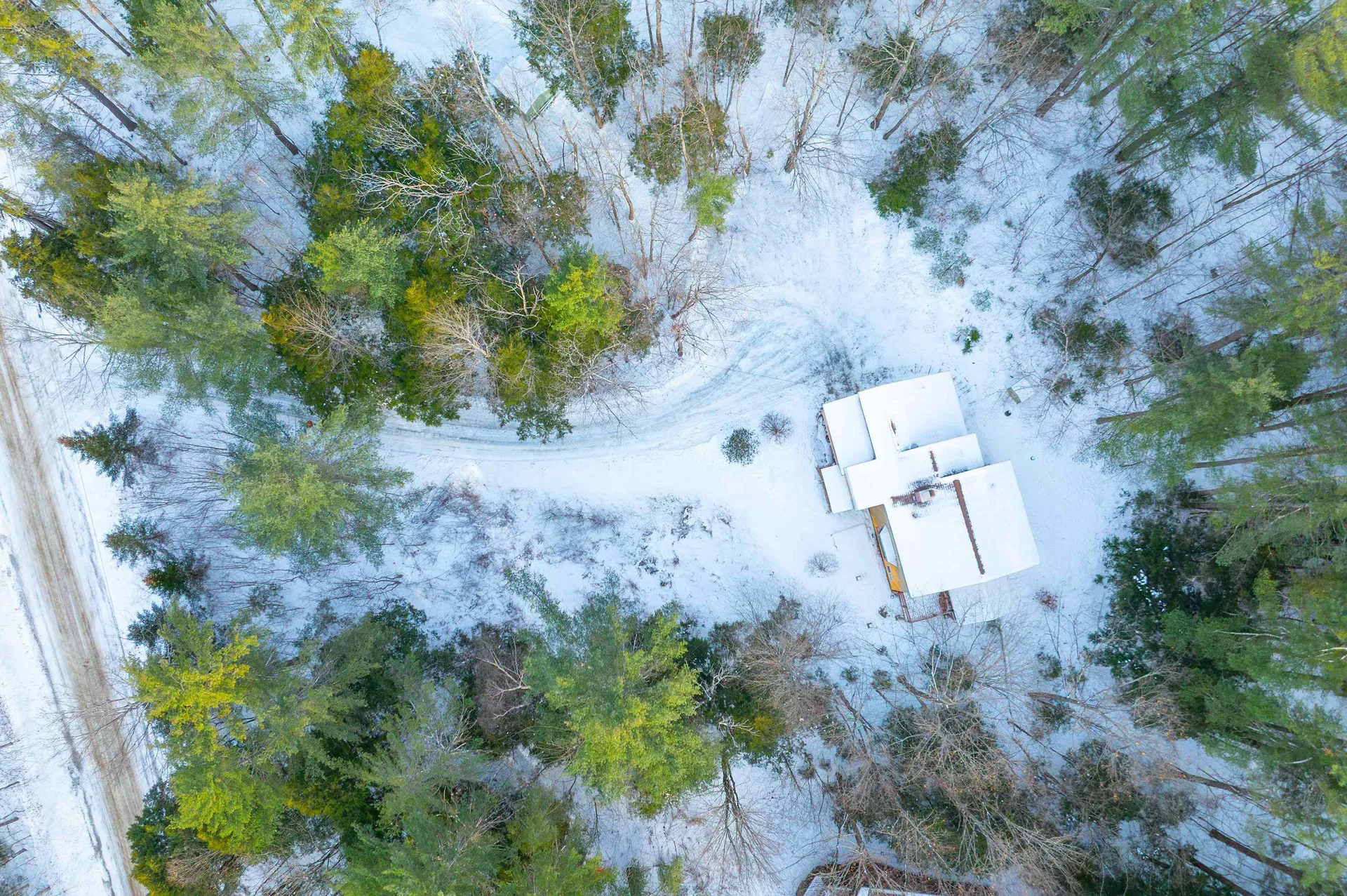 79 Clarina Nichols Lane Hartford VT 05059