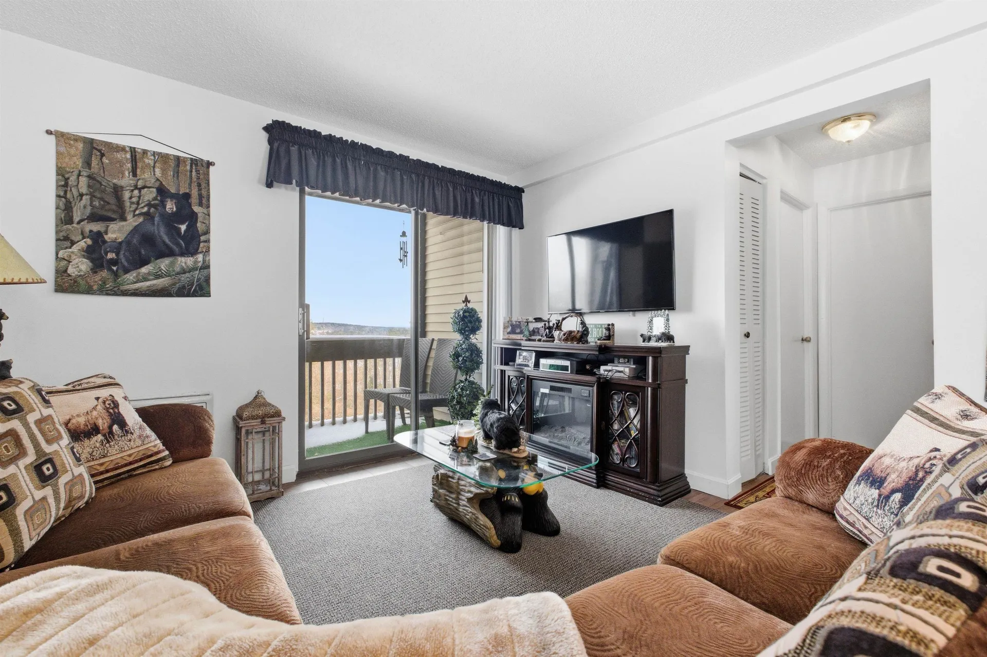 75 Treetop Circle Laconia NH 03246