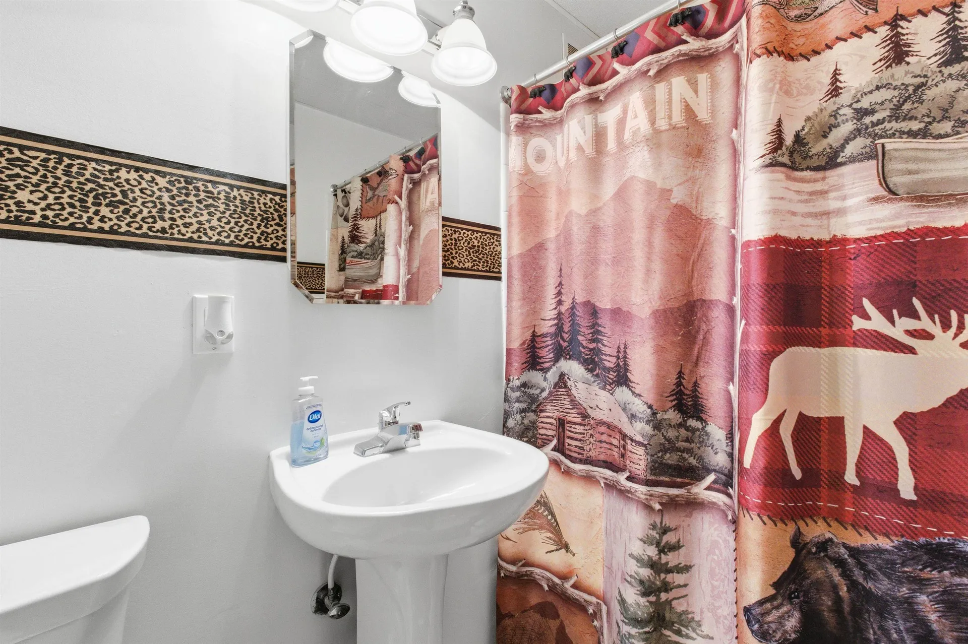 75 Treetop Circle Laconia NH 03246