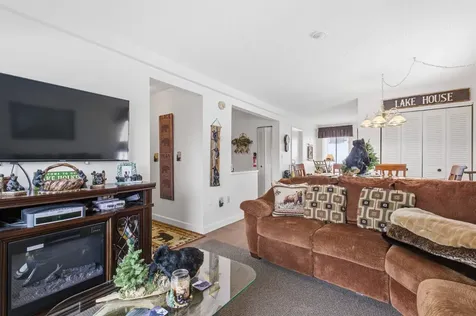 75 Treetop Circle Laconia NH 03246