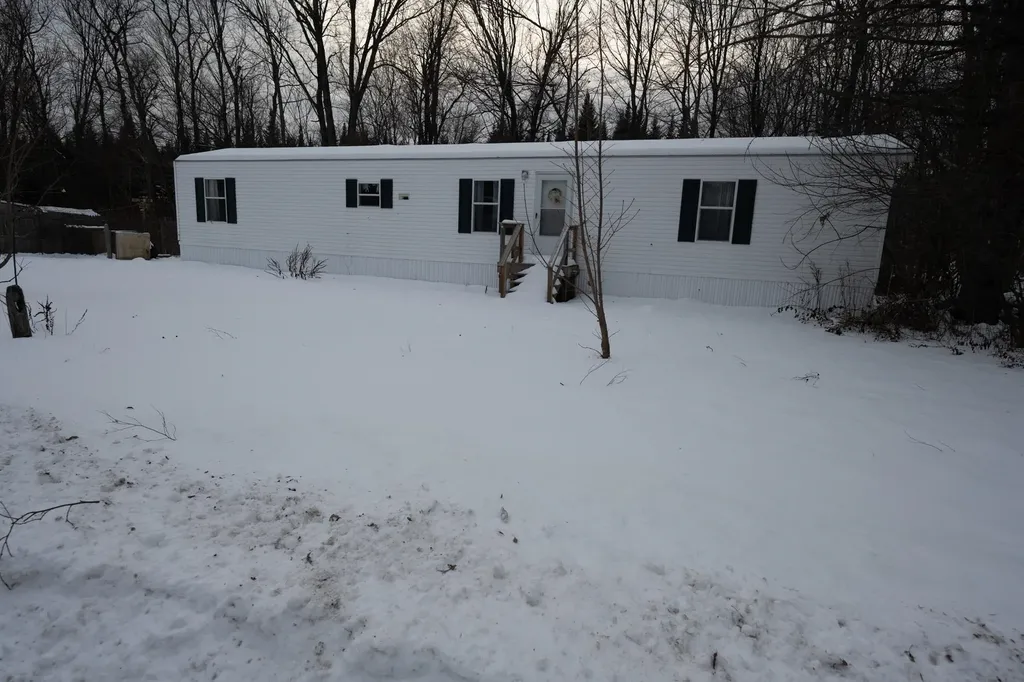 128 Valley View Road Conway NH 03860