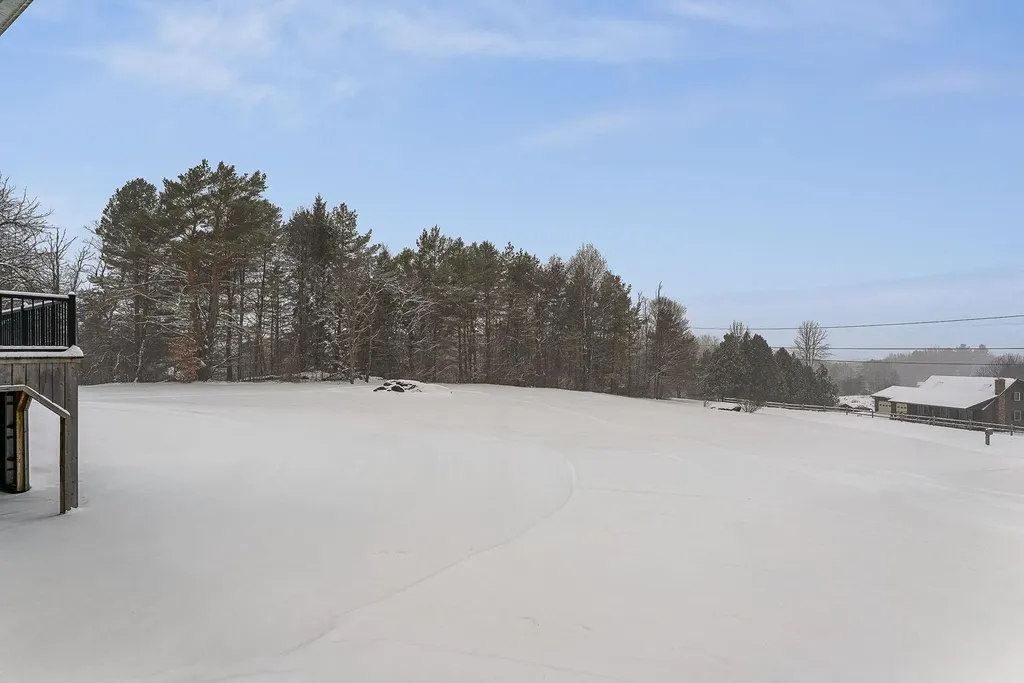 102 Bluebird Road Williamstown VT 05679