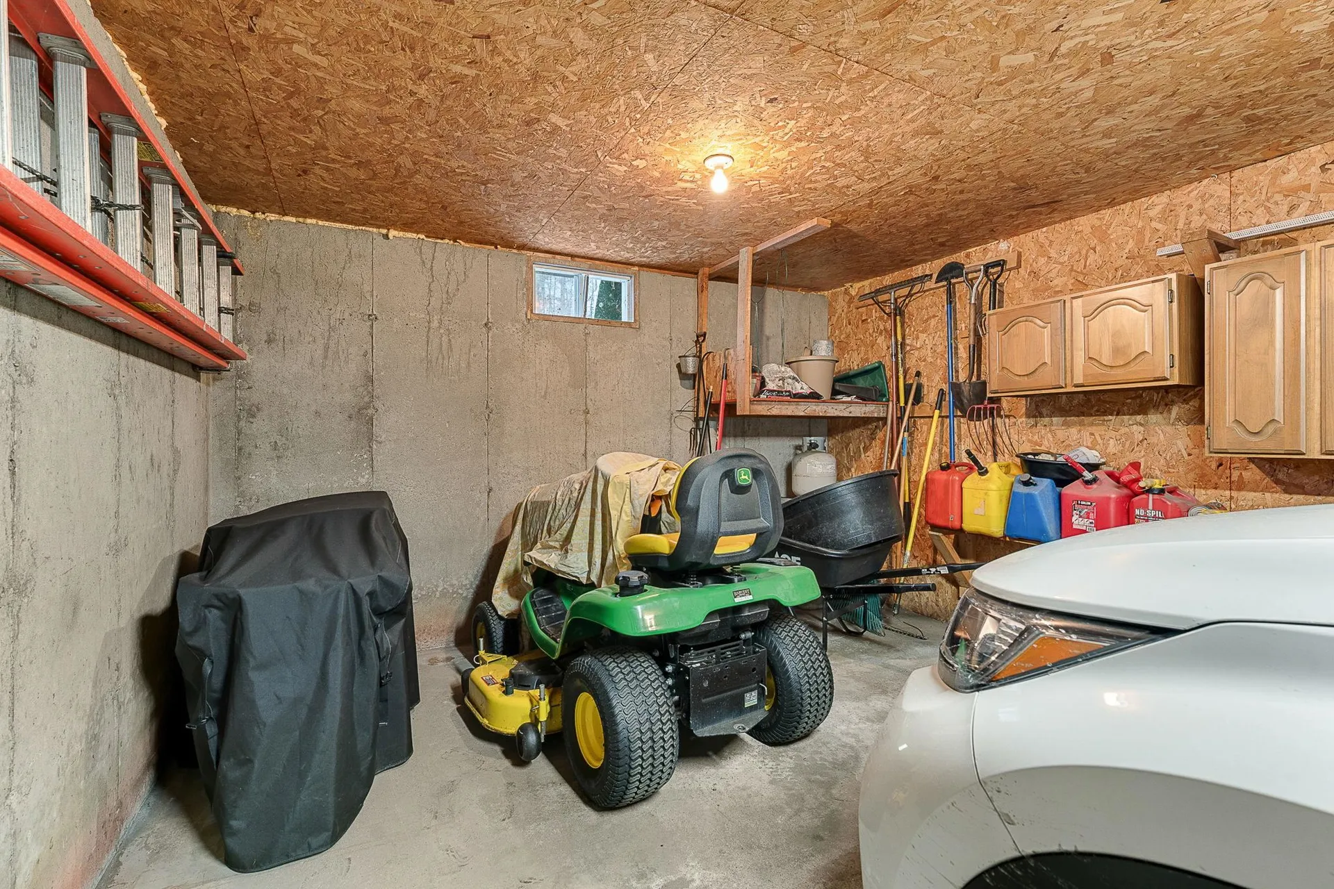 102 Bluebird Road Williamstown VT 05679