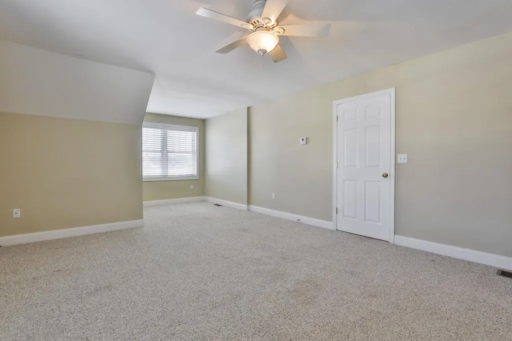 121 Cherrywood Drive Nashua NH 03062