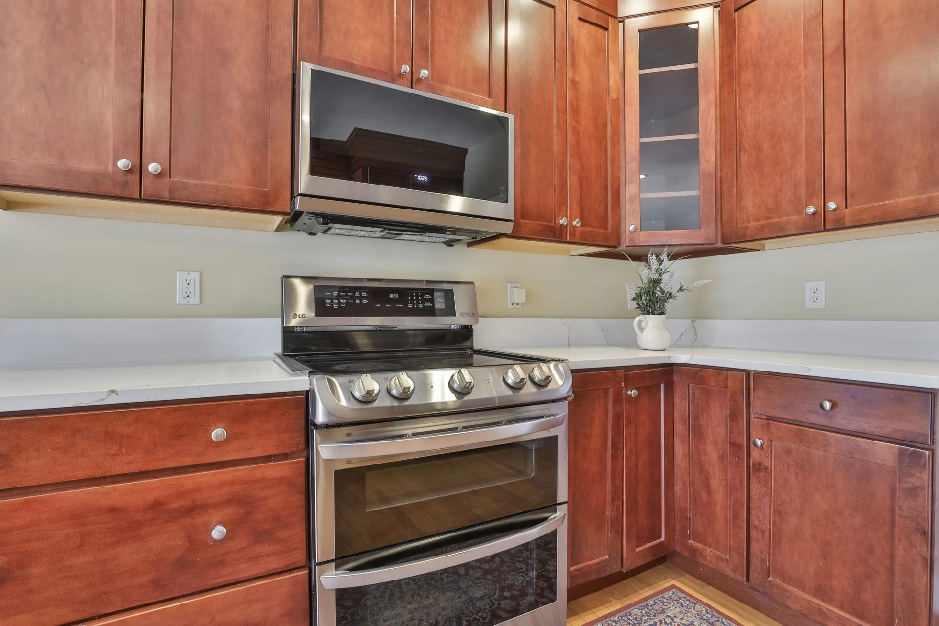 121 Cherrywood Drive Nashua NH 03062