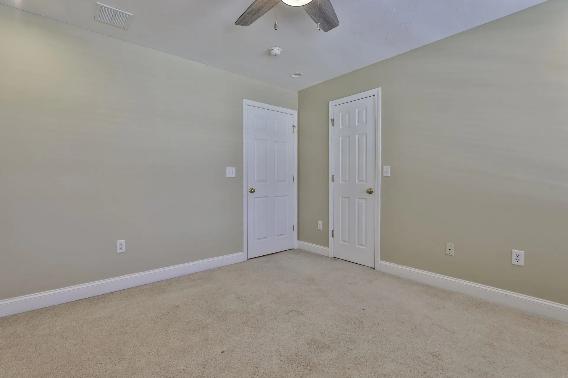 121 Cherrywood Drive Nashua NH 03062