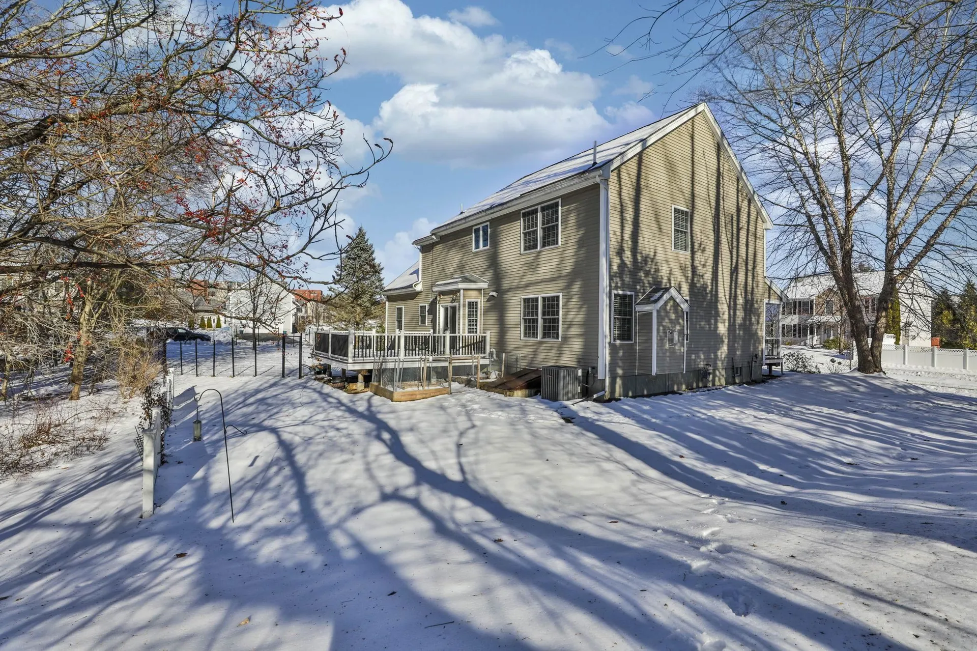 121 Cherrywood Drive Nashua NH 03062