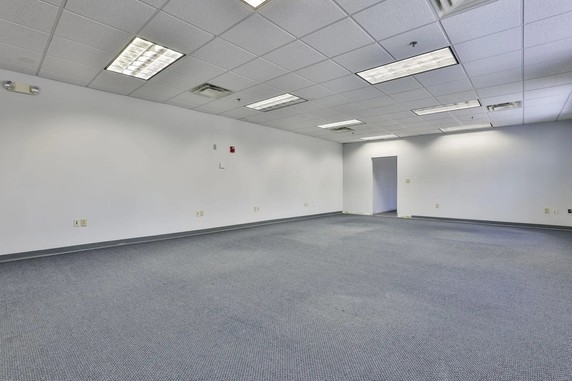 7 Wall Street Windham NH 03087-1663