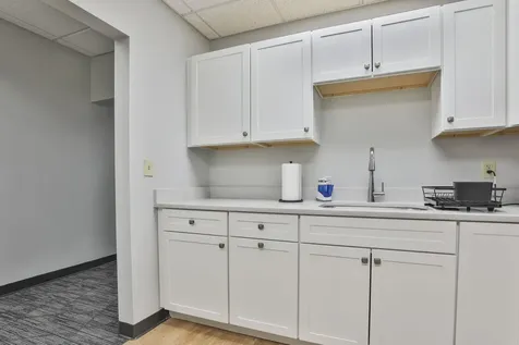 7 Wall Street Windham NH 03087-1663