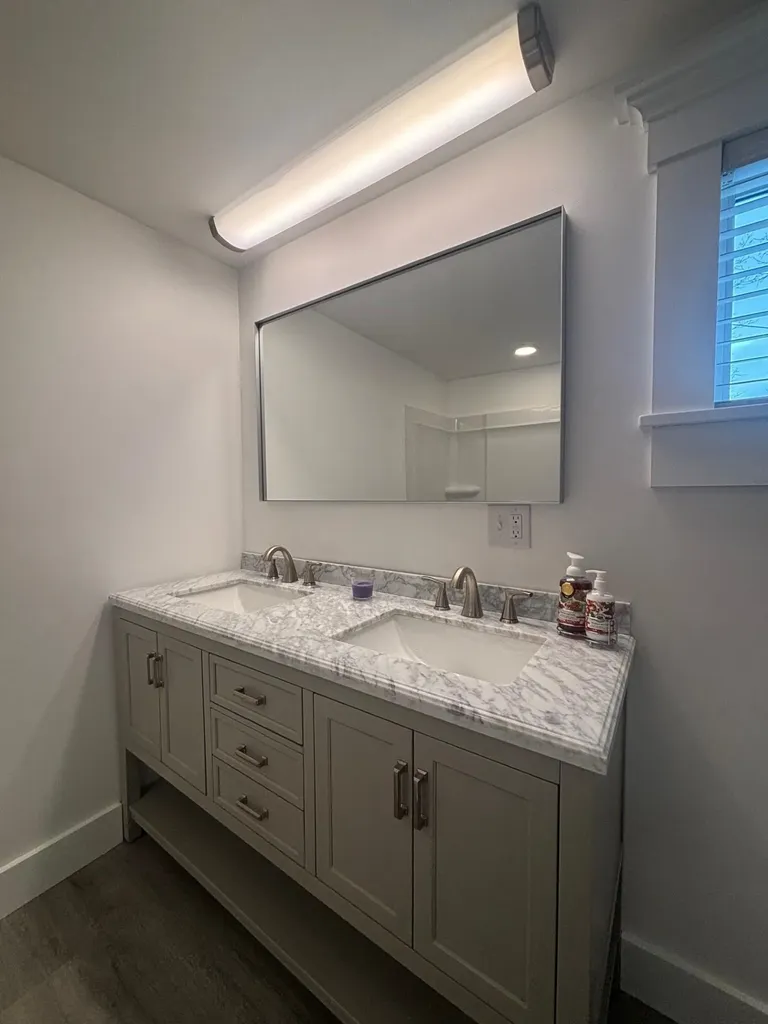 40 Mcgrath Street Laconia NH 03246