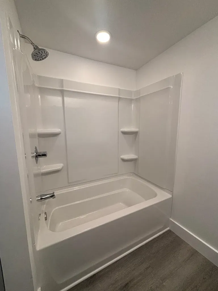 40 Mcgrath Street Laconia NH 03246