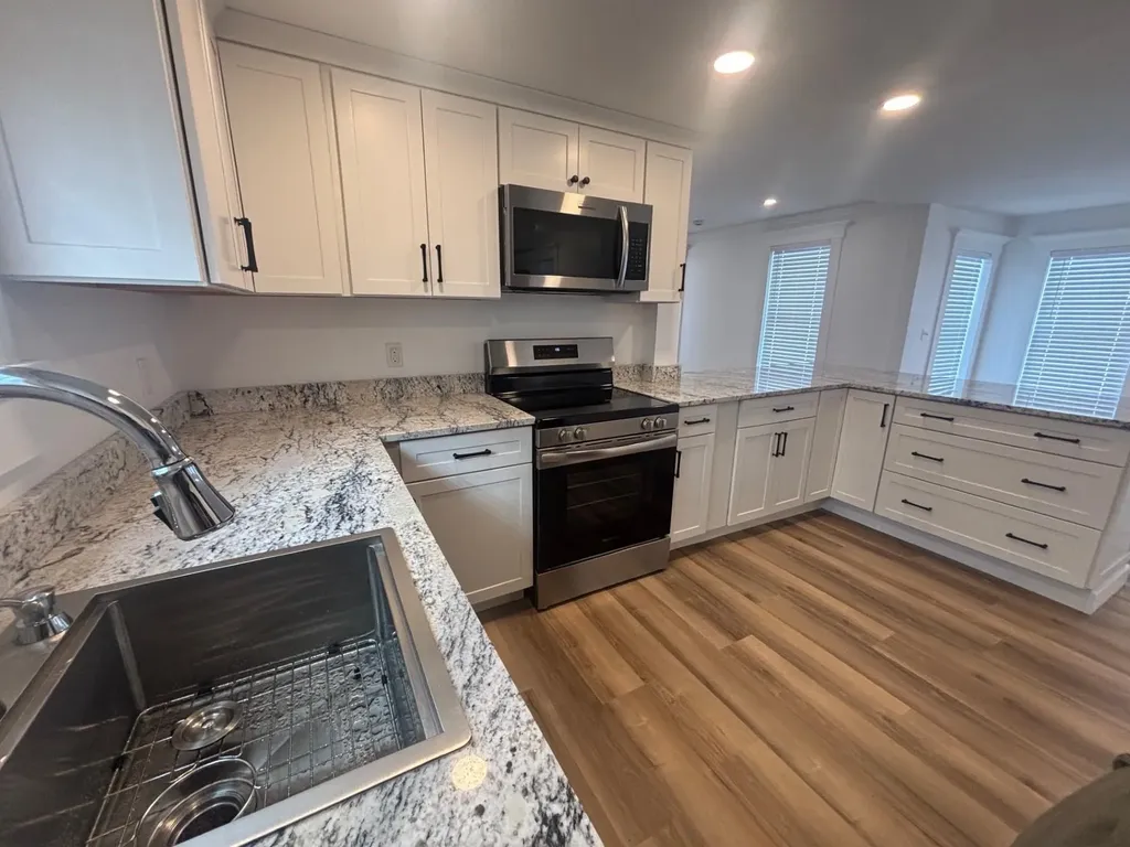 40 Mcgrath Street Laconia NH 03246