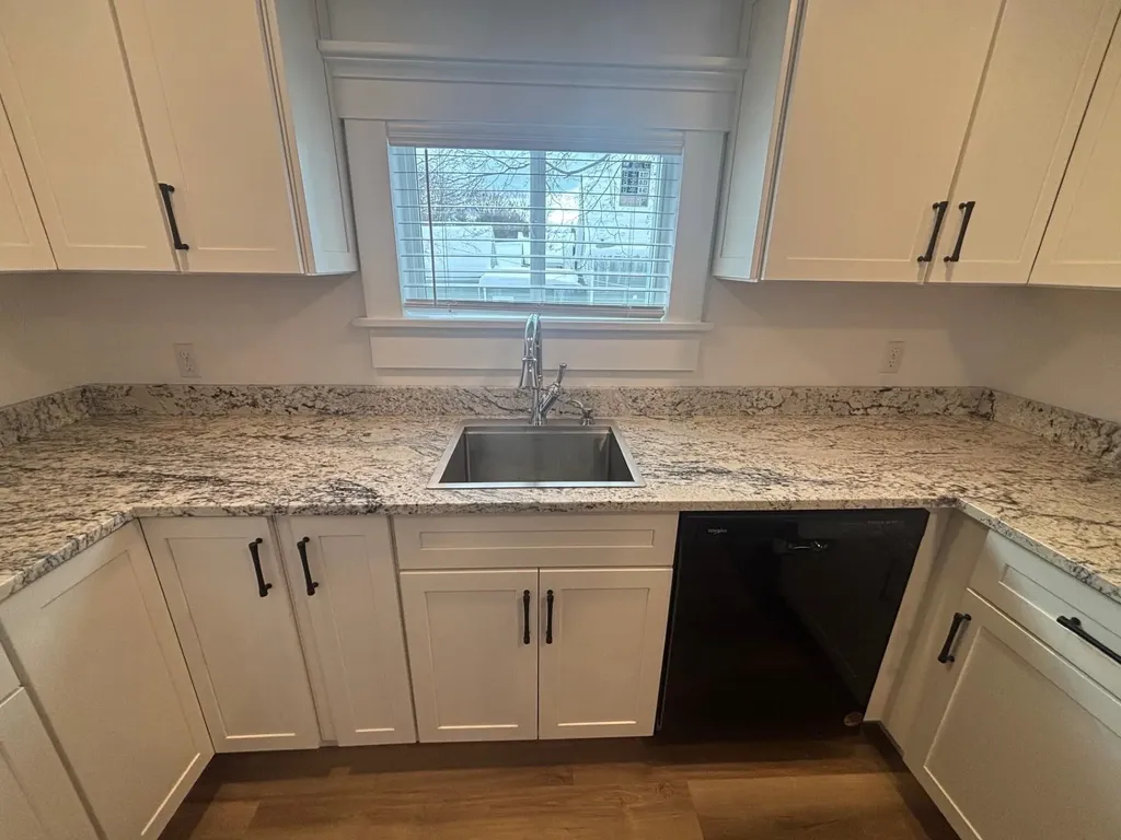 40 Mcgrath Street Laconia NH 03246