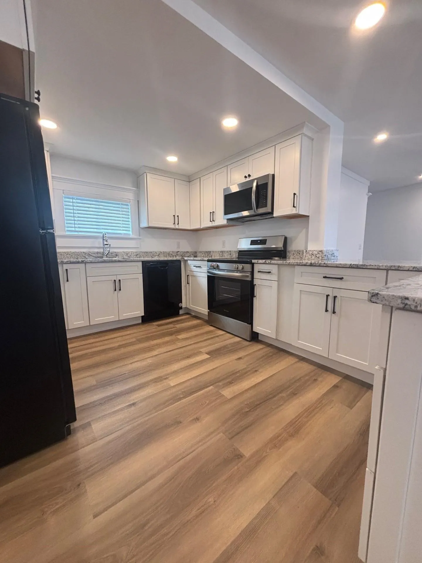 40 Mcgrath Street Laconia NH 03246