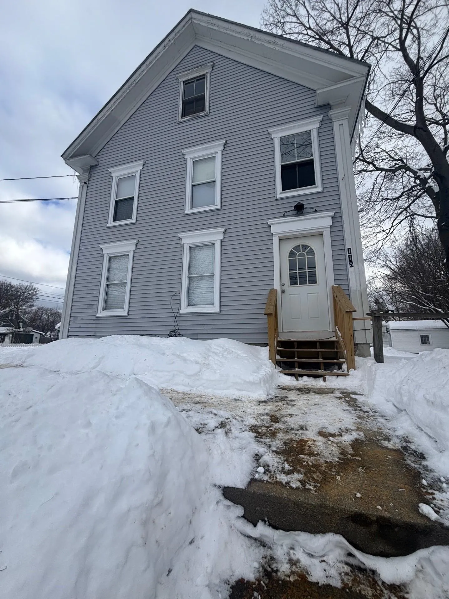 40 Mcgrath Street Laconia NH 03246