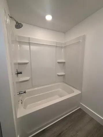 40 Mcgrath Street Laconia NH 03246