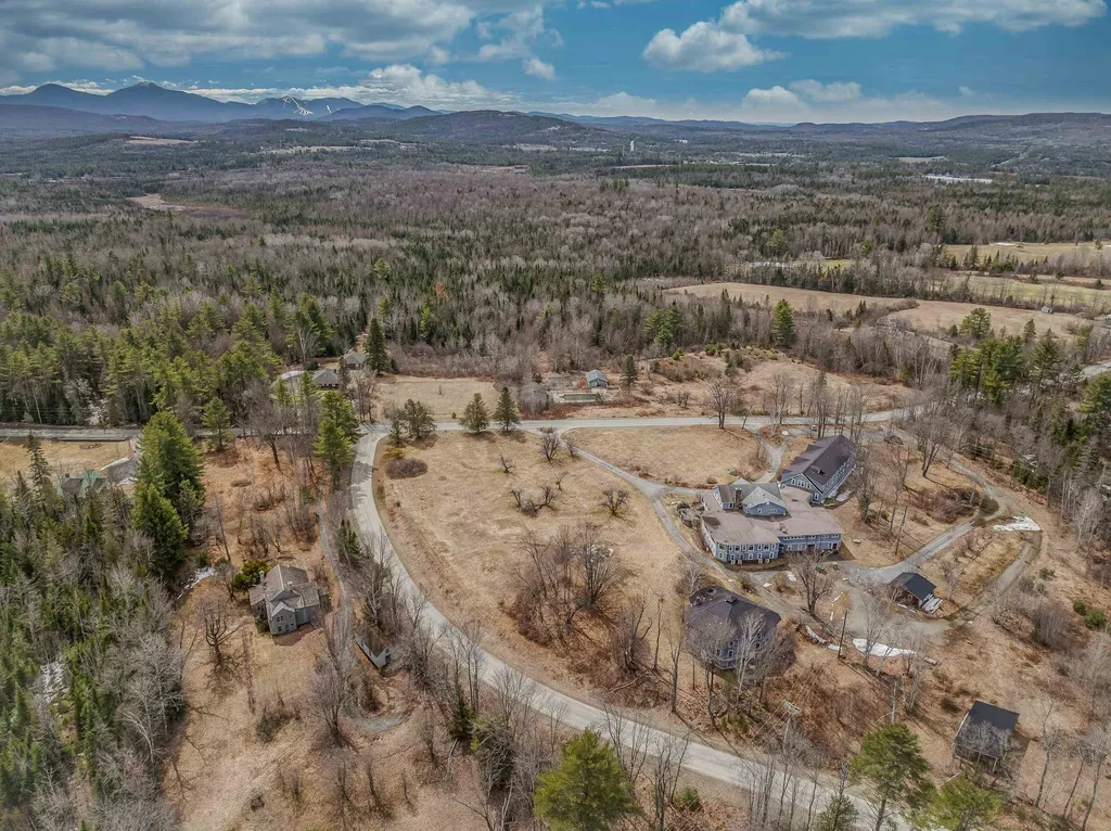 000 Mountain View Road Whitefield NH 03598