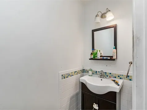 11 Leclair Street Winooski VT 05404