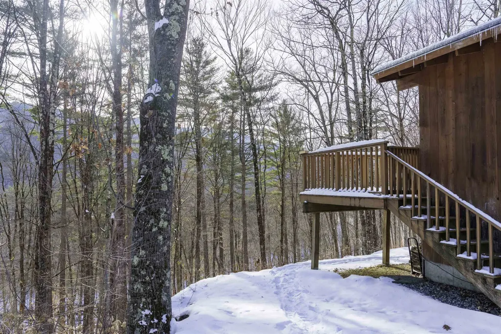 354 Grout Road Weathersfield VT 05151