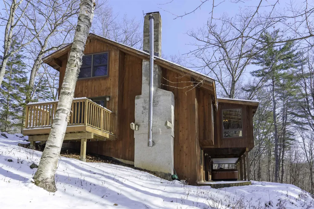 354 Grout Road Weathersfield VT 05151