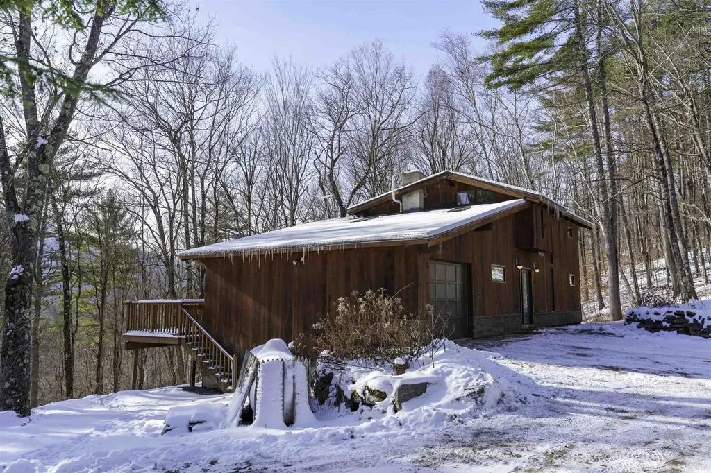 354 Grout Road Weathersfield VT 05151