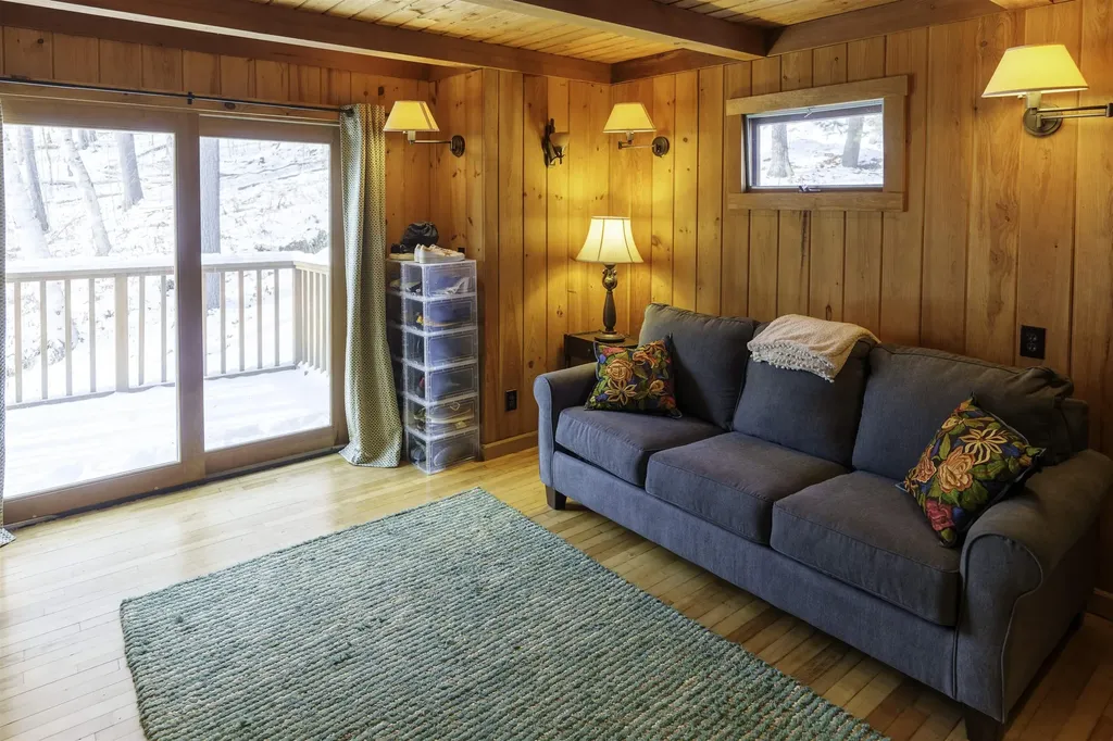 354 Grout Road Weathersfield VT 05151