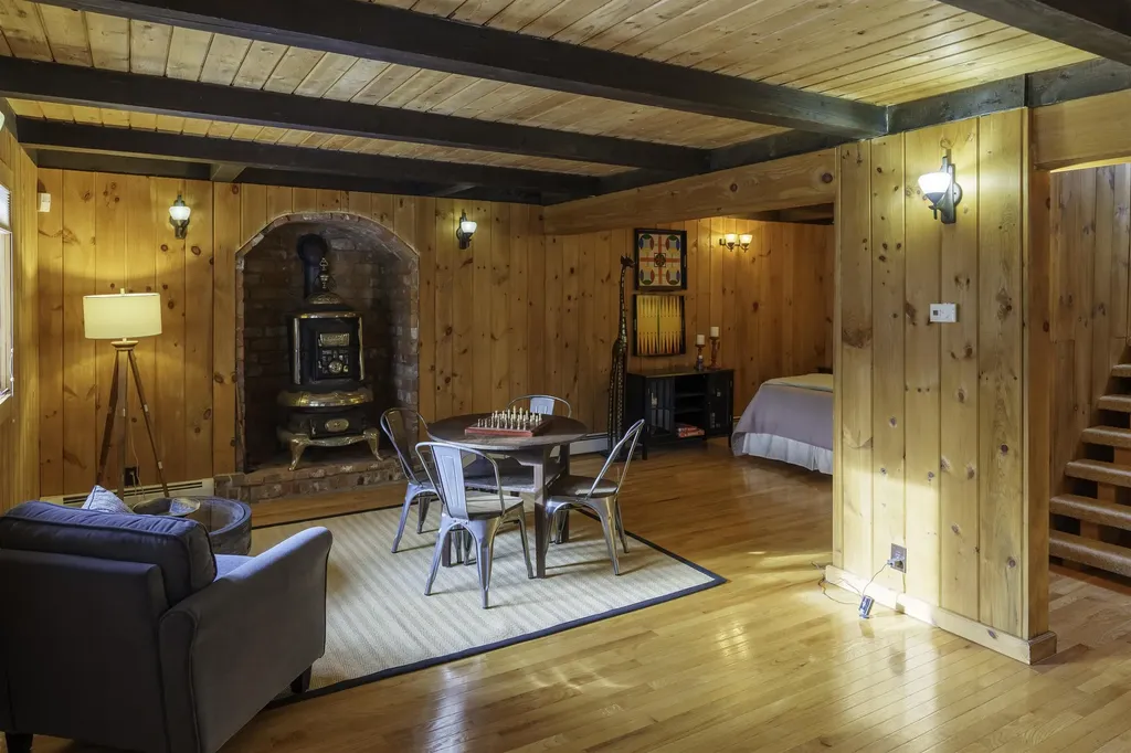 354 Grout Road Weathersfield VT 05151