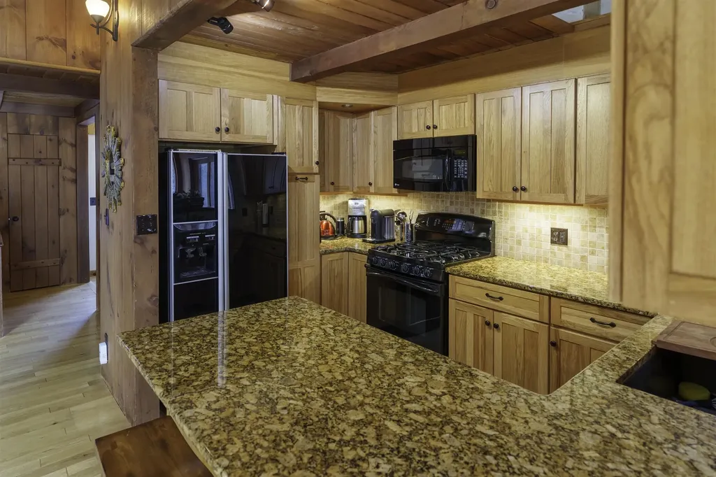 354 Grout Road Weathersfield VT 05151