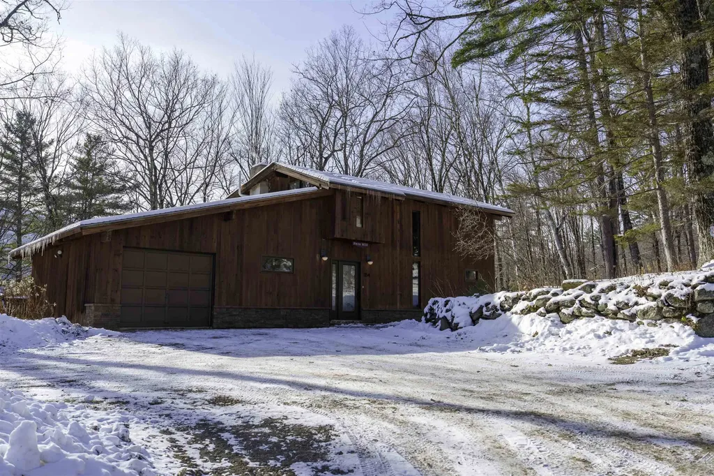 354 Grout Road Weathersfield VT 05151