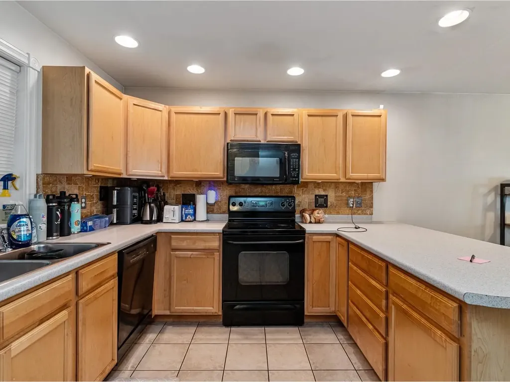 13 Leclair Street Winooski VT 05404