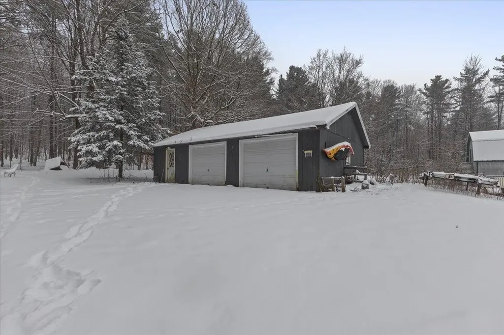 52 School House Hill Road Middlebury VT 05753