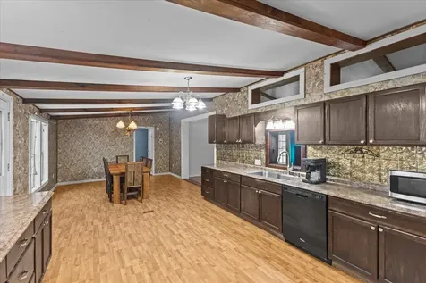 52 School House Hill Road Middlebury VT 05753