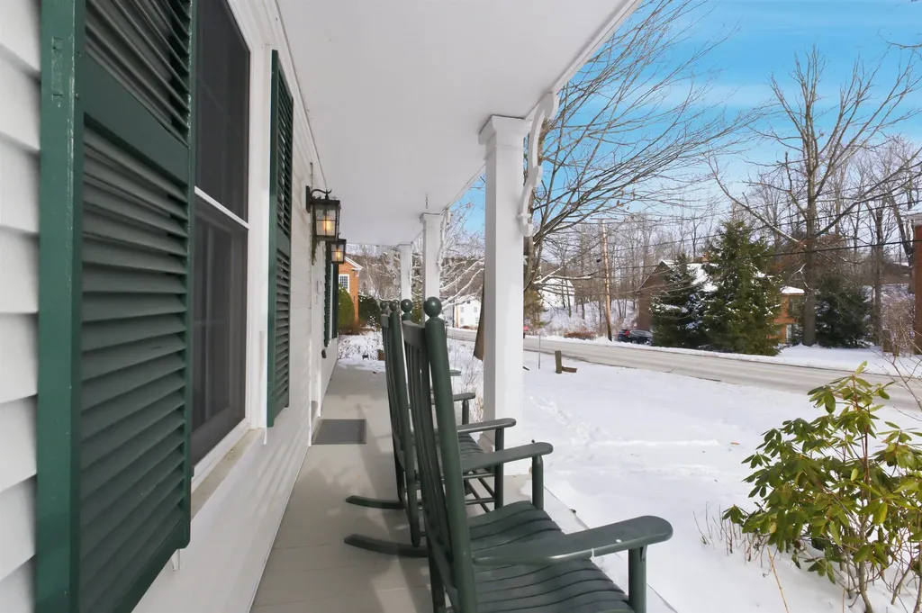 4946 South Road Woodstock VT 05071