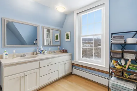 4946 South Road Woodstock VT 05071