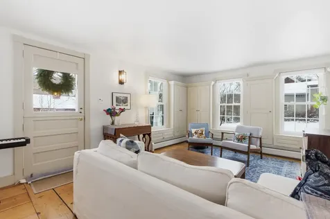 4946 South Road Woodstock VT 05071