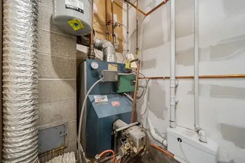 60 North High Street Derry NH 03038