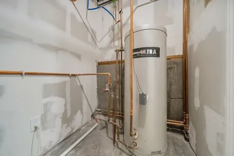 60 North High Street Derry NH 03038