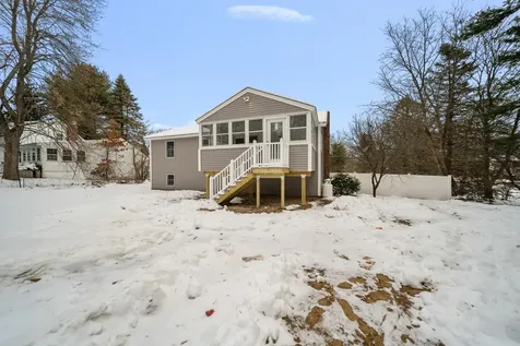 60 North High Street Derry NH 03038