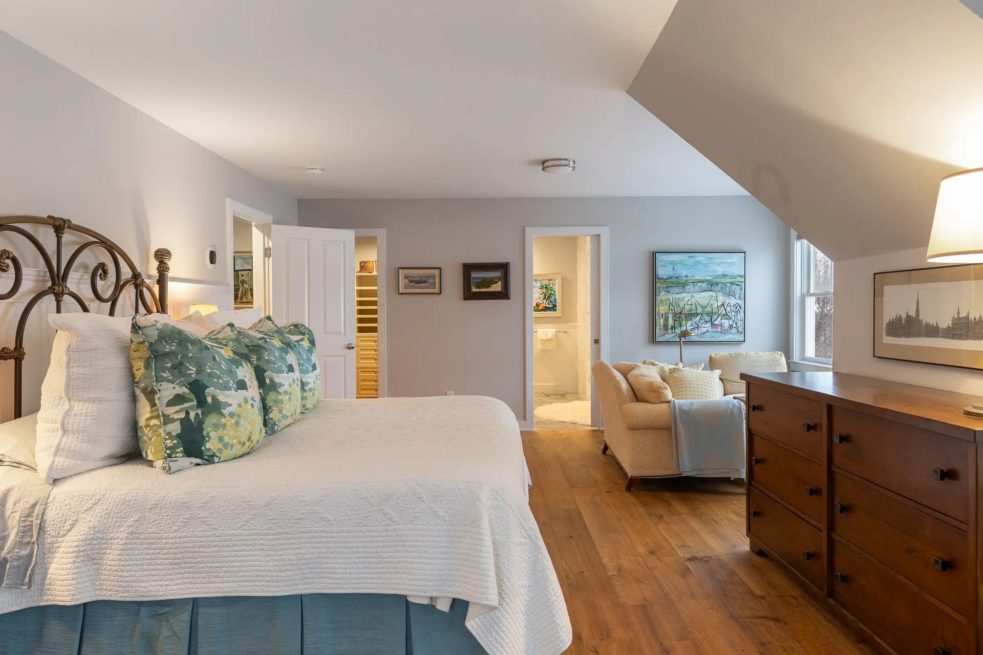 102 Fairway Drive South Burlington VT 05403