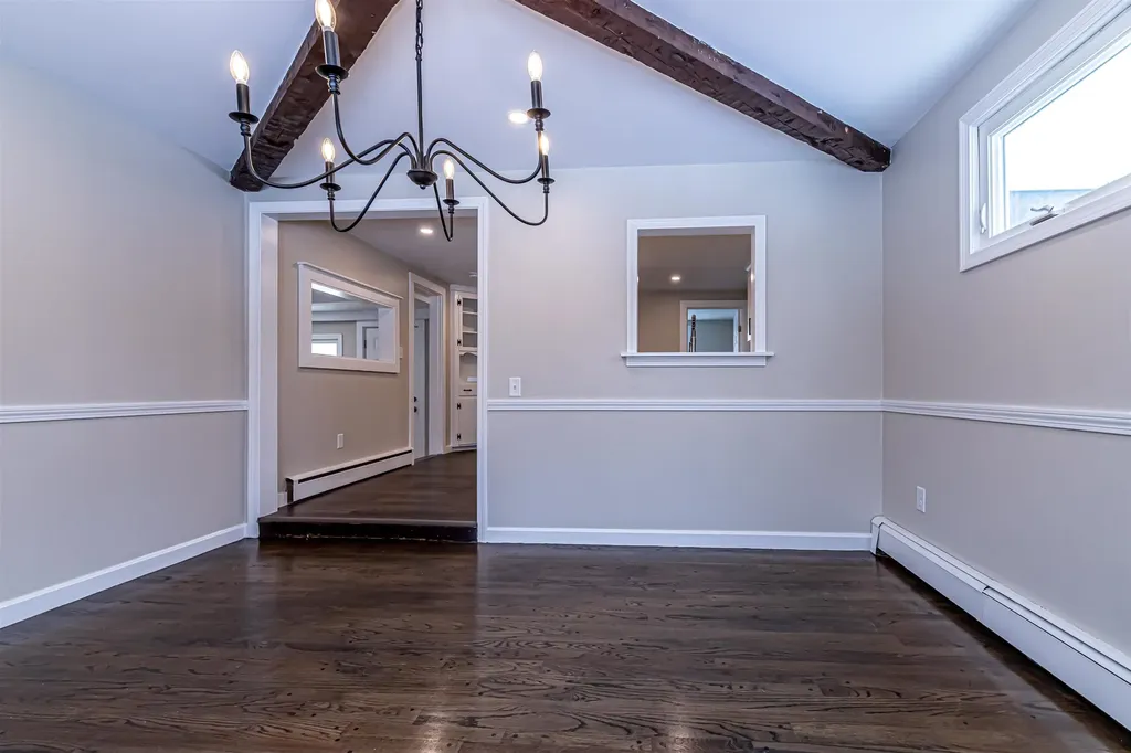 52 Whittier Street Newton NH 03858