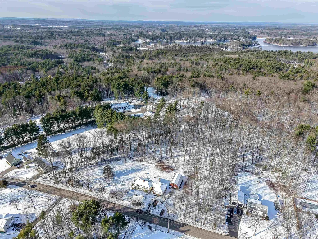 52 Whittier Street Newton NH 03858