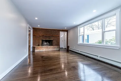 52 Whittier Street Newton NH 03858